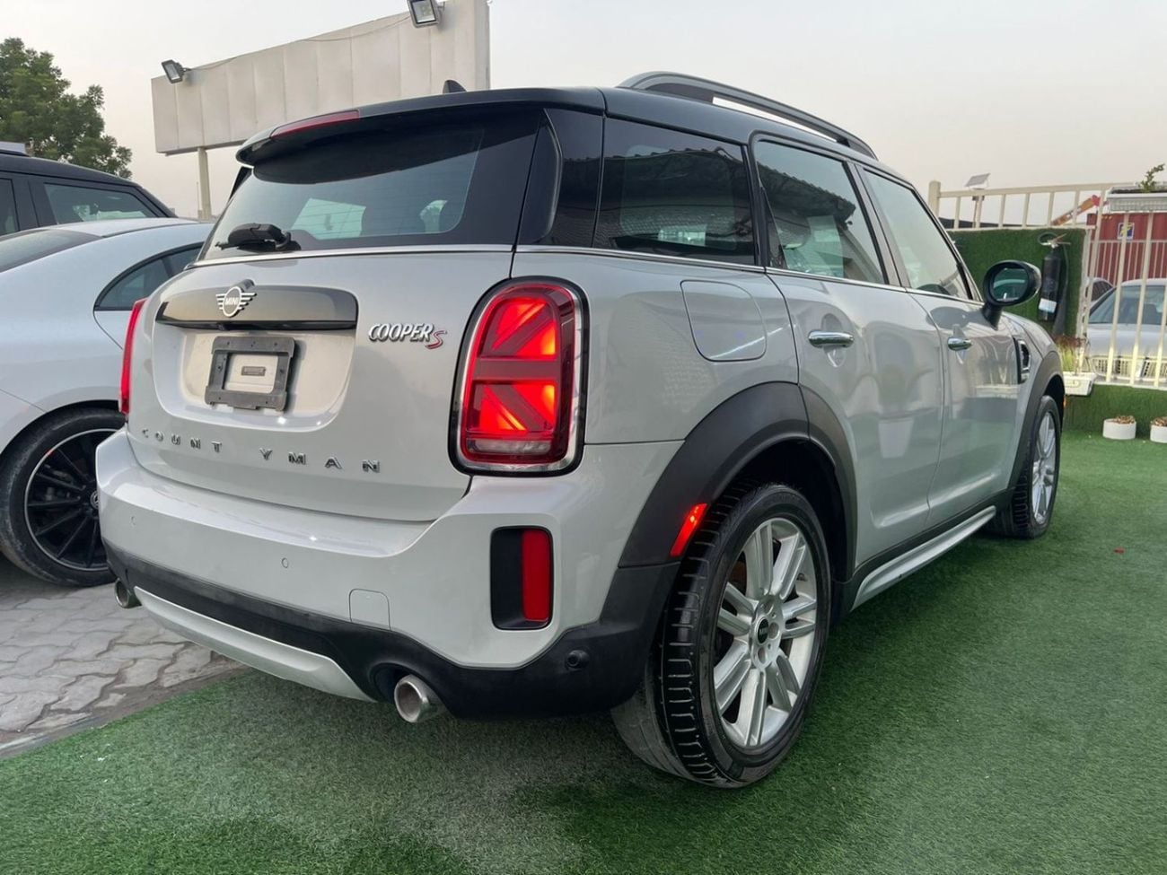 ميني كوبر إس كونتري مان