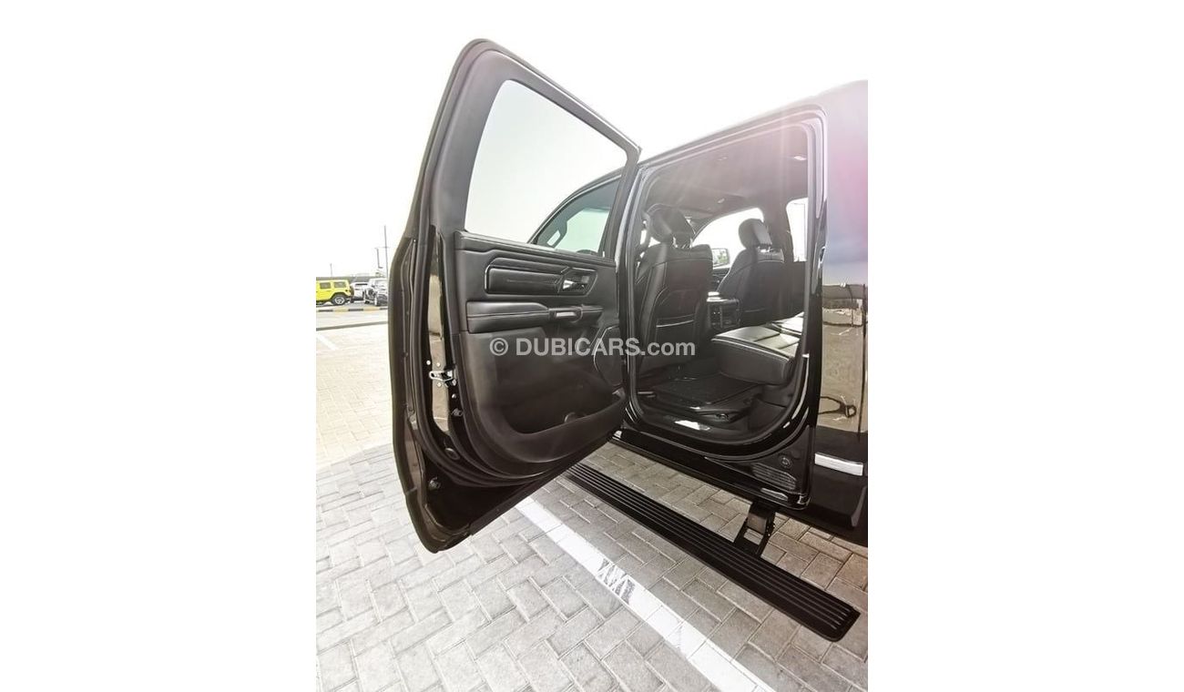 RAM 1500 Dodge RAM Limited - 2022- Black