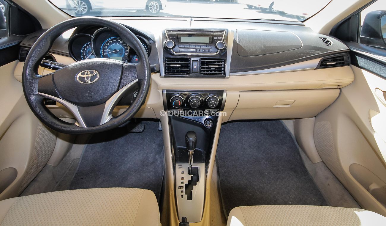 تويوتا يارس