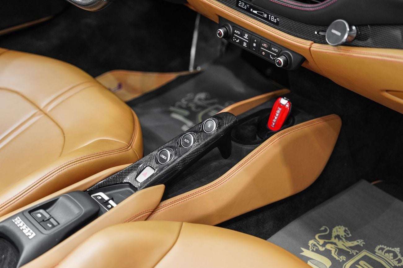 Ferrari F8 Spider 3.9T V8 Passenger Display, Service Package Till 2028, GCC Spec!!