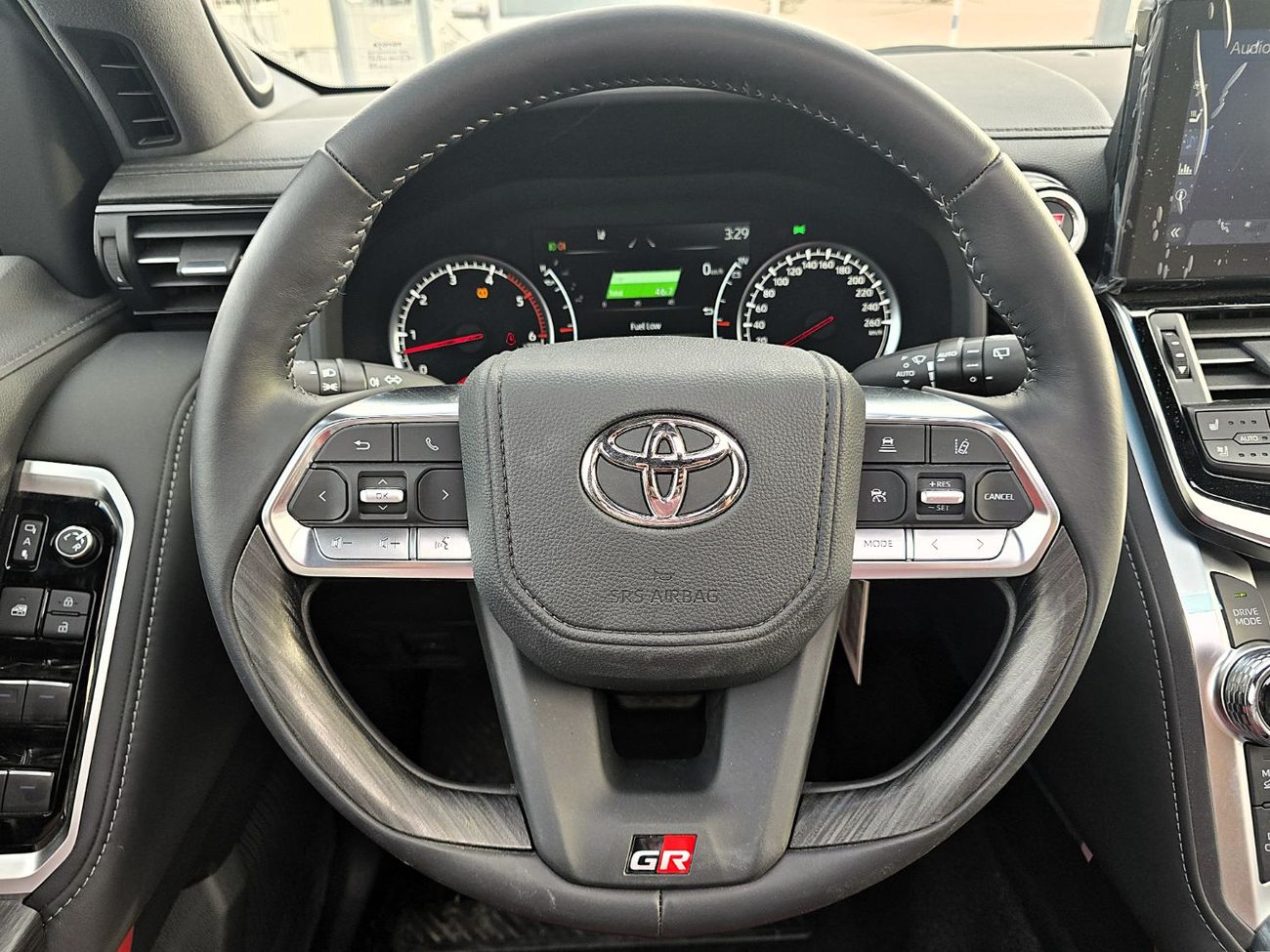 Toyota Land Cruiser Toyota Land Cruiser GR-S 3.3L diesel A/T 4WD SUV White color 2022 Model