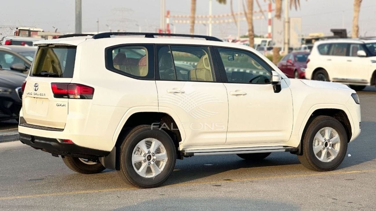 تويوتا لاند كروزر GXR 300 GX-R 3.3L V6 TT DIESEL AT(EXPORT ONLY)