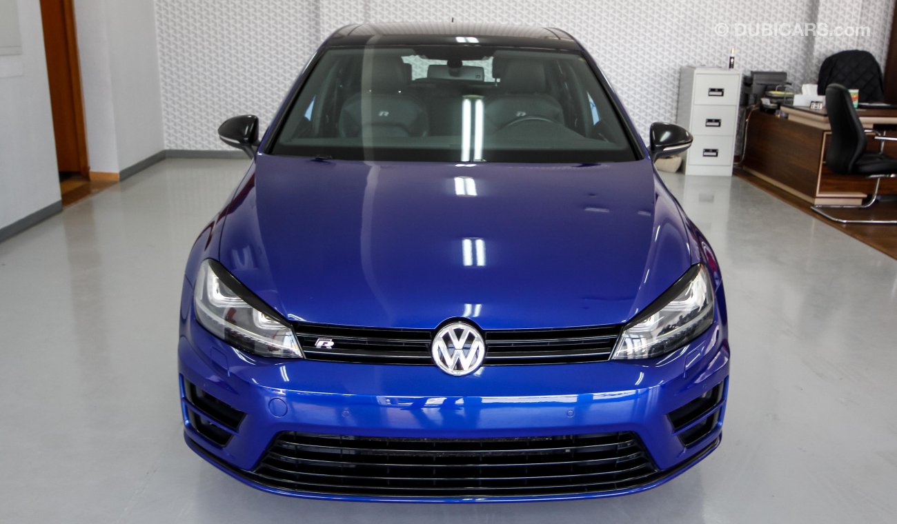 Volkswagen Golf R Line