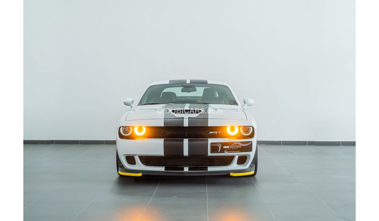 Dodge Challenger 2017 Dodge Challenger Hellcat 707Bhp / Manual Transmission / Extended Dodge Warranty & Service  Pack