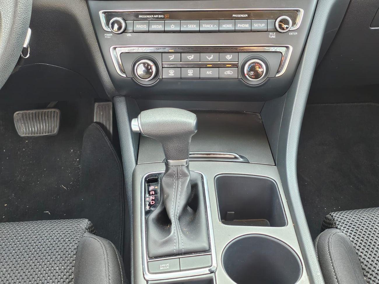 كيا أوبتيما Non accident / US Specs / Blind Sport / RTA Pass