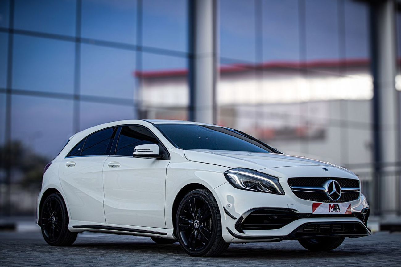 Mercedes-Benz A 220 AMG PACKAGE