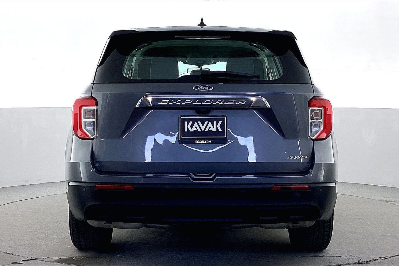 Ford Explorer XL / Standard | National Day Celebration | Guaranteed Warranty | 0 Down Payment