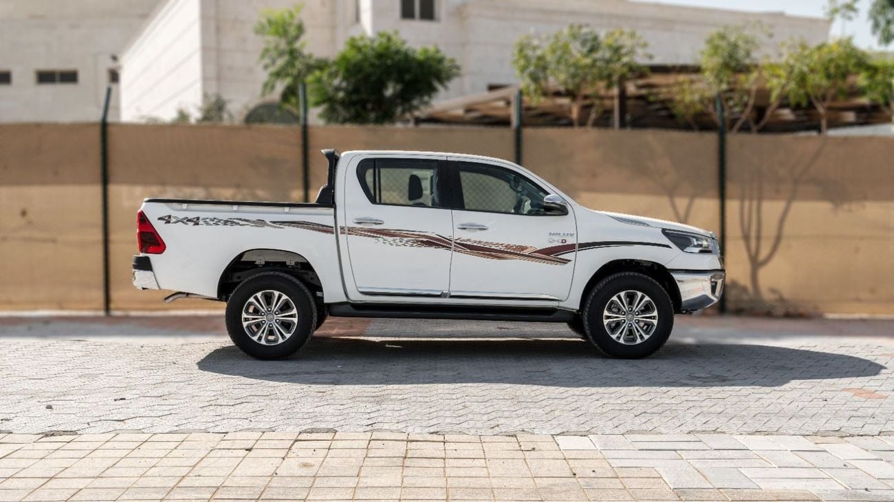 تويوتا هيلوكس 2026 Toyota Hilux SGLX 2.8L AT Diesel (White-Red)