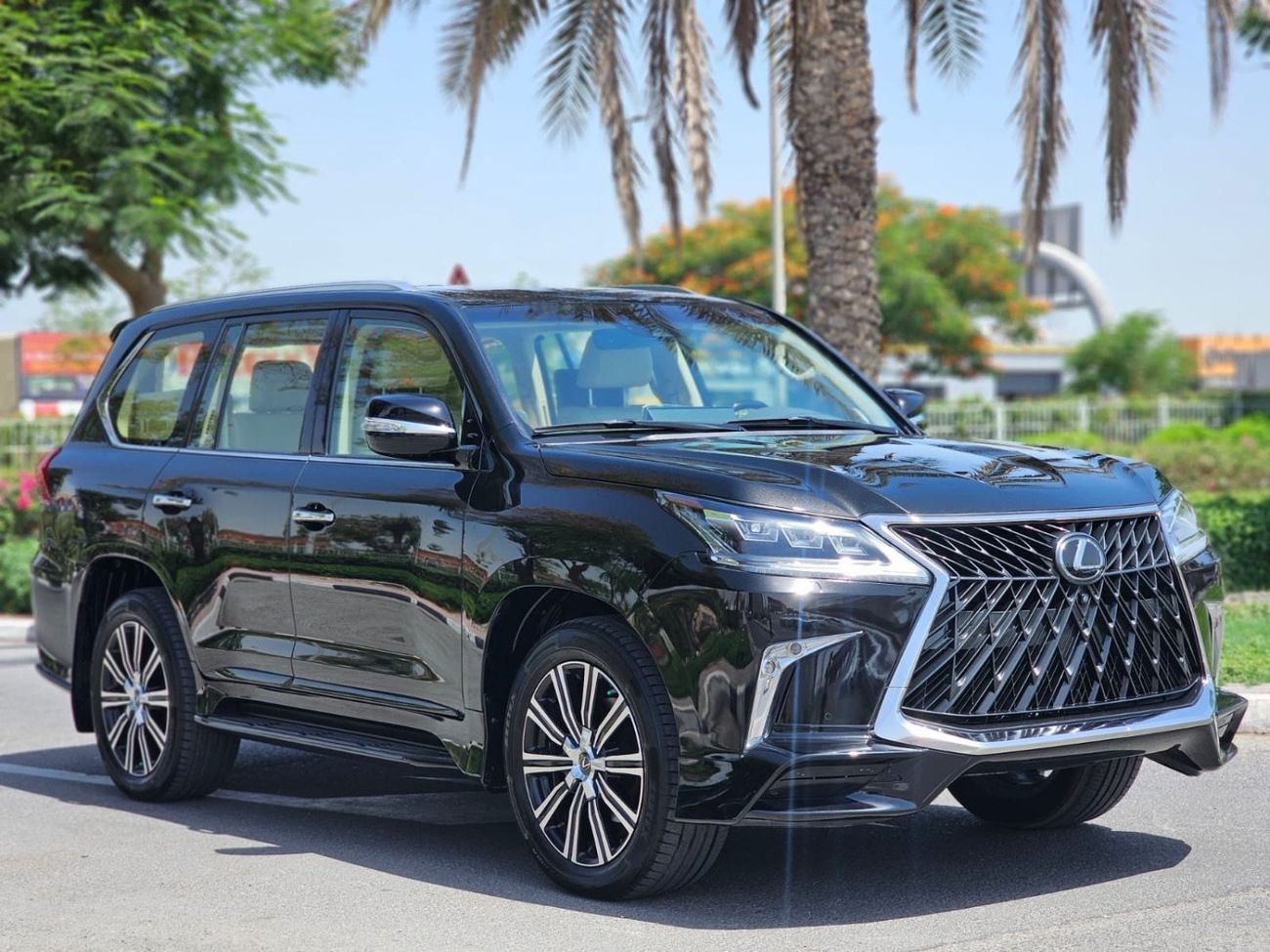 Lexus LX 570 Sport Platinum 5.7L