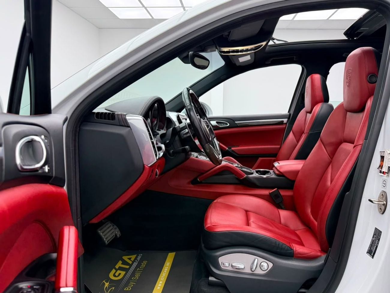 بورش كايان S 2016 Porsche Cayenne S, Service History, Fully Loaded, Excellent Condition, GCC