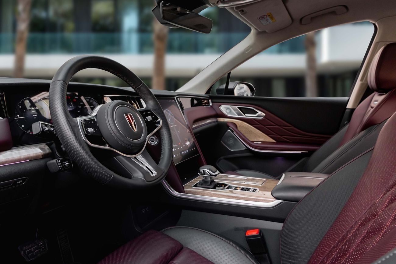 هونغشي HS7 2,155 P.M | Deluxe | Hongqi Warranty to 2032 + Service to 2028 | 0% Downpayment