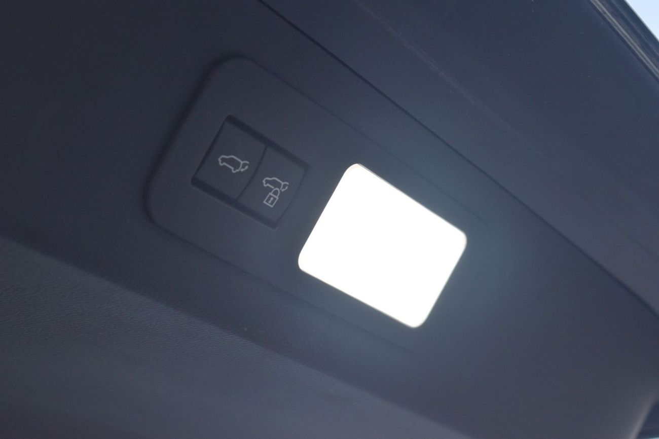 Toyota Land Cruiser GR-S 3.3L