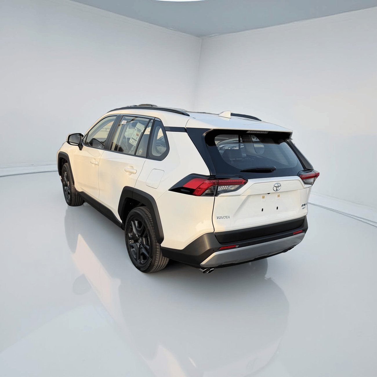 تويوتا راف ٤ 2.5L Adventure