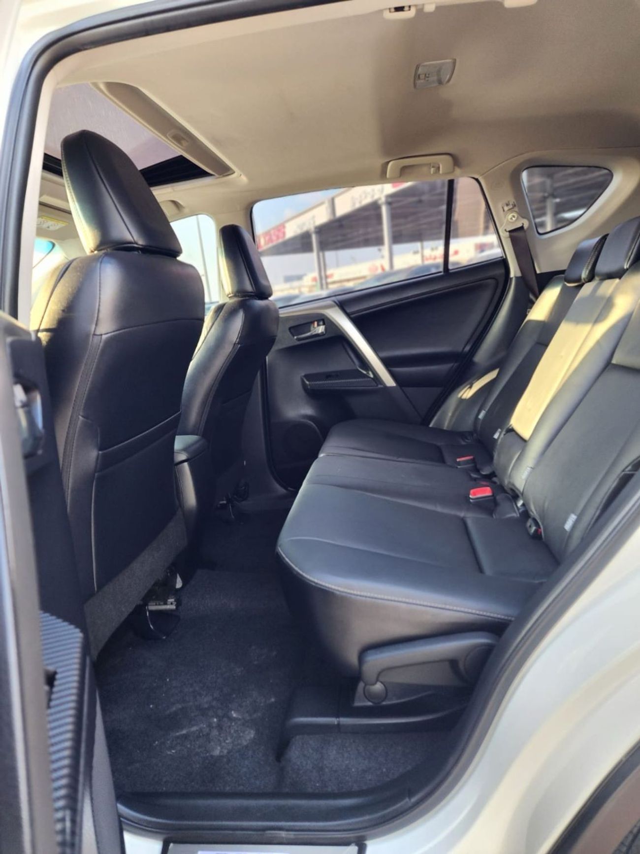 تويوتا راف ٤ TOYOTA RAV4 XLE LIMITED JAPAN