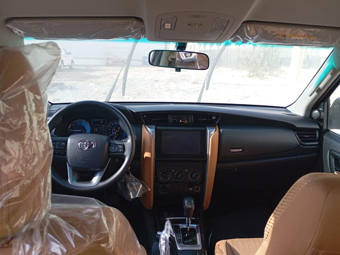 تويوتا فورتونر 2.4 DIESEL, KEYLESS ENTRY, MONITOR,CRUISE CONTROL, MODEL 2026