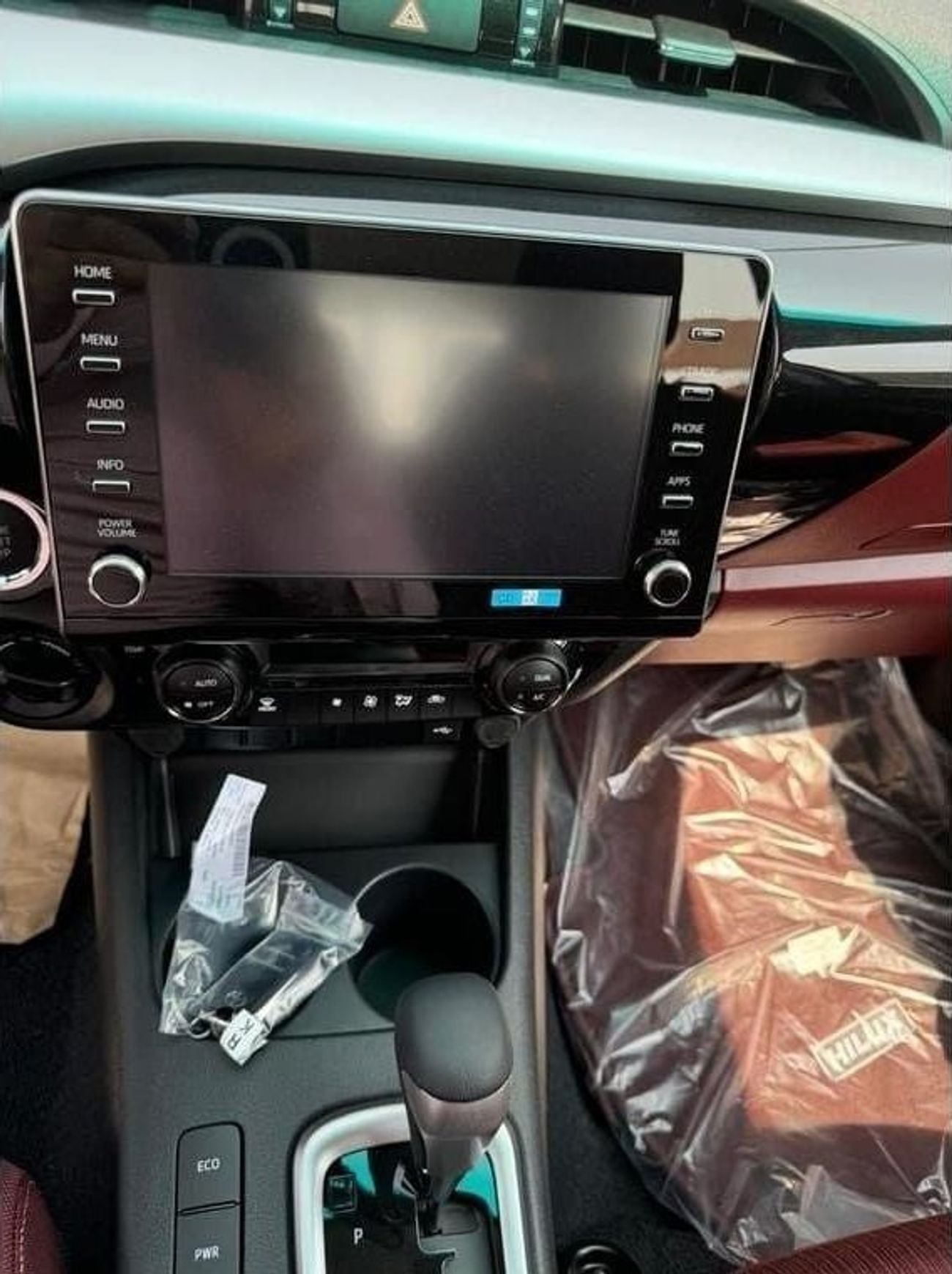 Toyota Hilux GLX Toyota Hilux 2.7L Petrol AT Full Option Without Bush Start MY2025