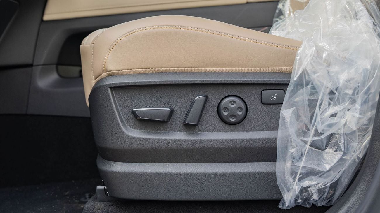 Nissan Patrol 2026 Nissan Patrol SE Platinum 3.8L AT Petrol (White-Beige)