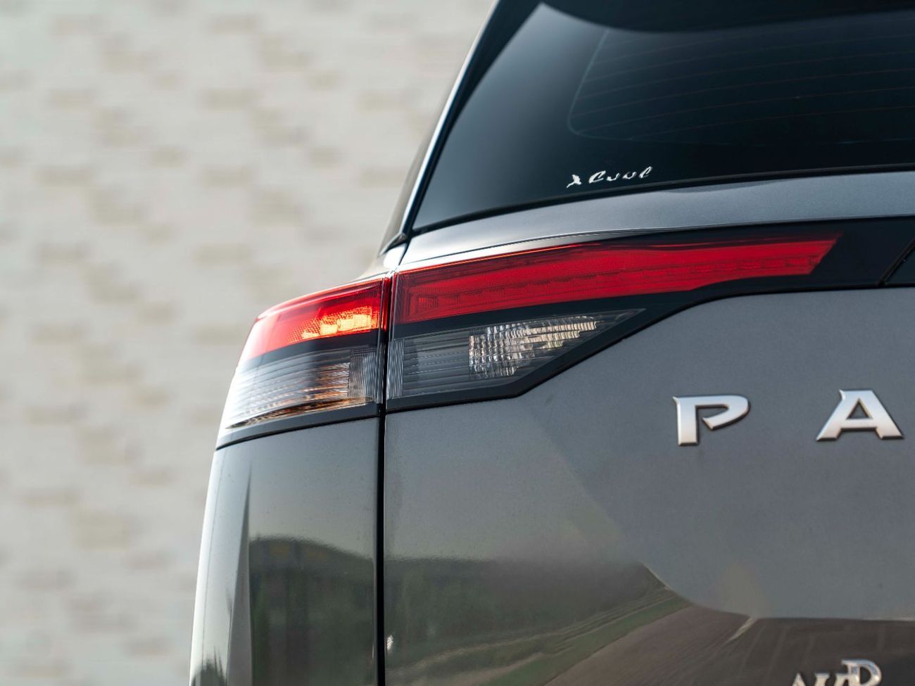 نيسان باثفايندر SL 3.5L (7 Seater)