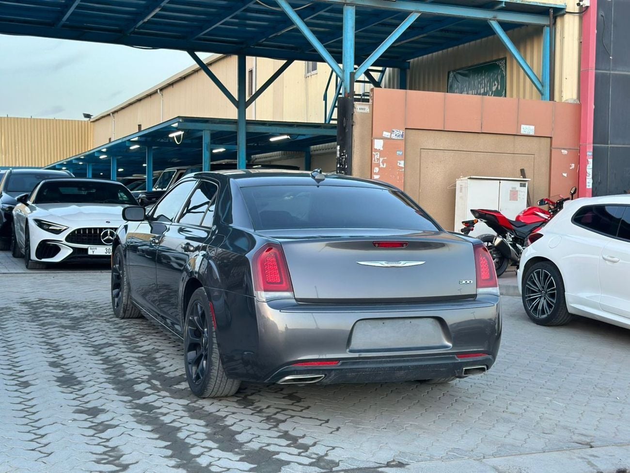 Chrysler 300 SRT8 S 3.6L 019 Chrysler 300 Touring – V6 – American Specs | Excellent Condition