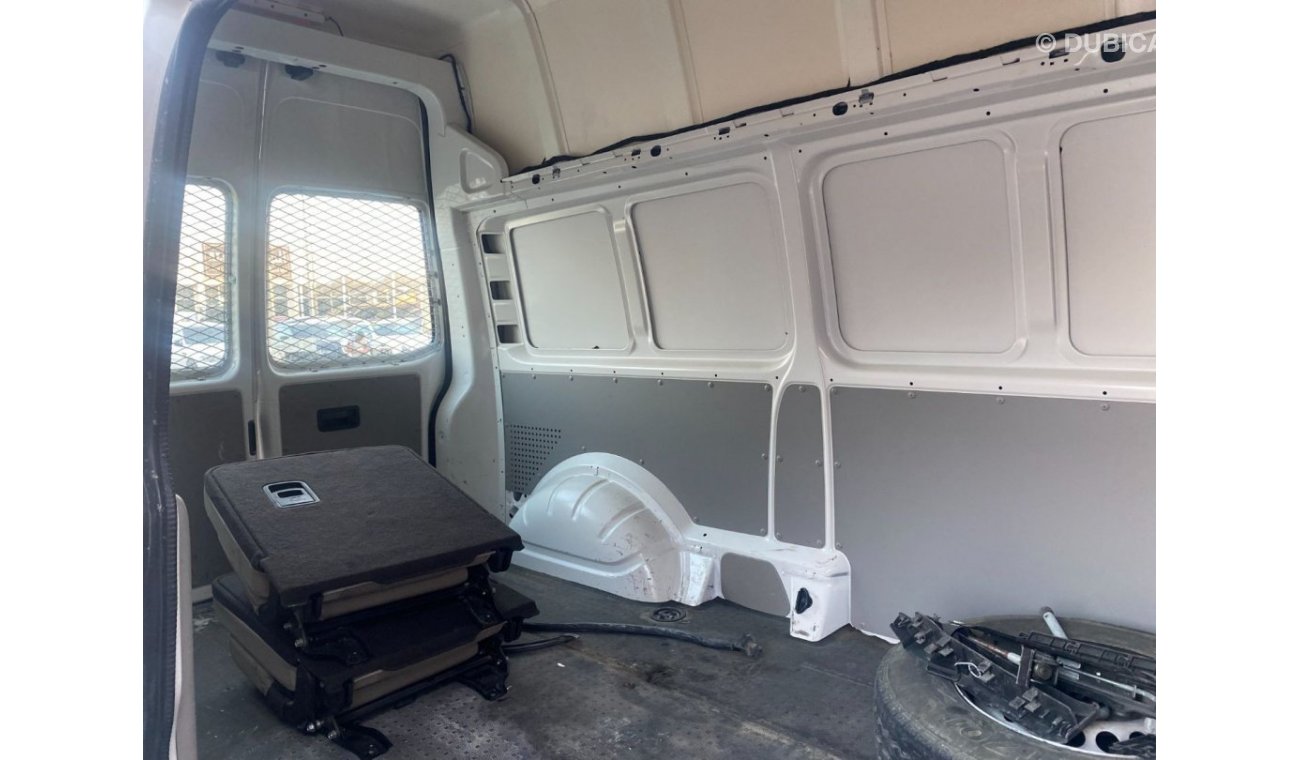 فولكس واجن T6 ترانسبورتر GCC VAN DIESEL