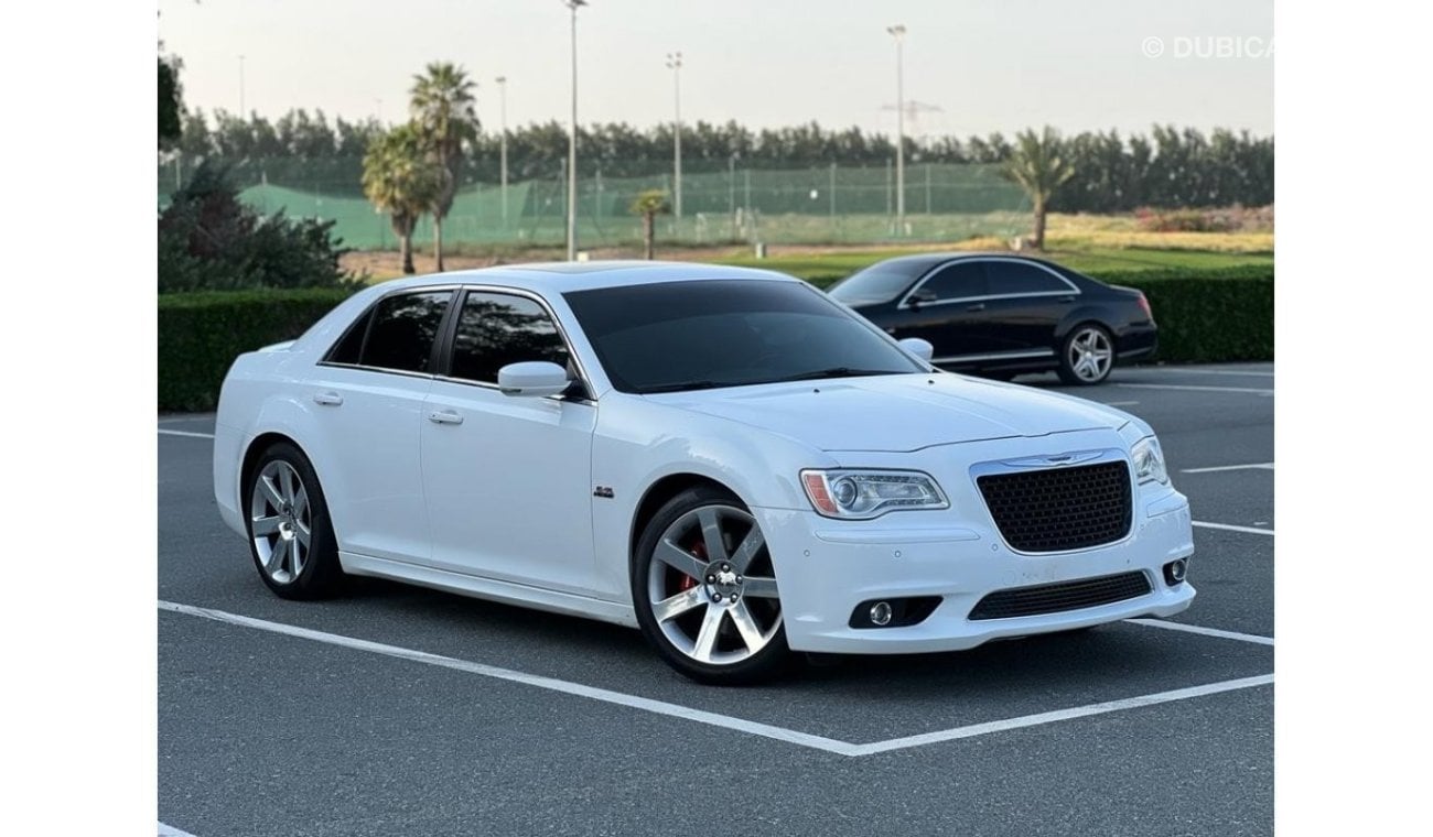 Chrysler 300C SRT8 CHRYSLER 300C SRT 2013 GCC PERFECT CONDITION - ACCIDENT FREE - 2KEYS - FULL SERVICE HISTORY AVA