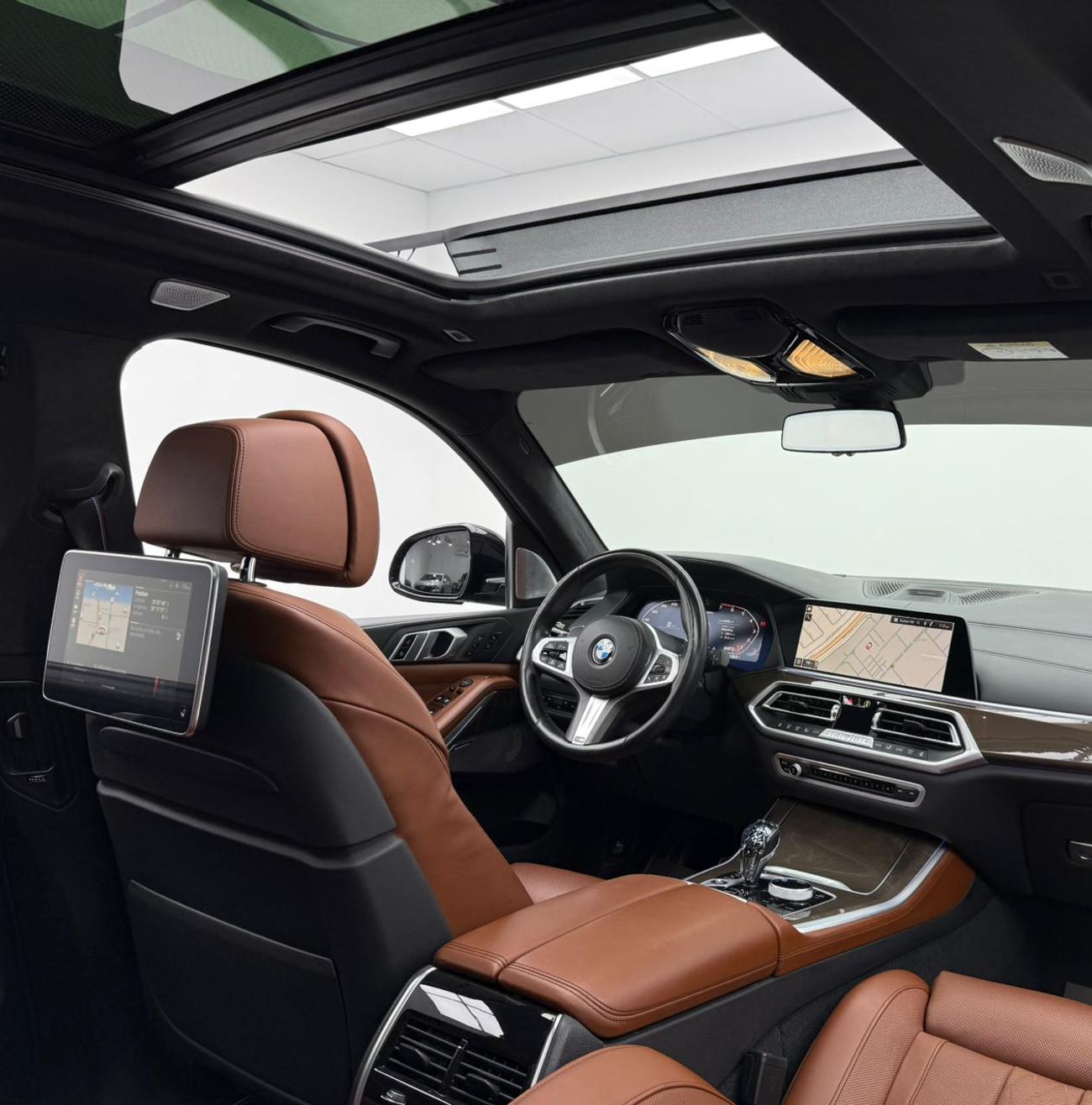 بي أم دبليو X5 M50i 4.4L 2022 BMW X5 M50i ,BMW Warranty+Full Service History ,GCC Specs