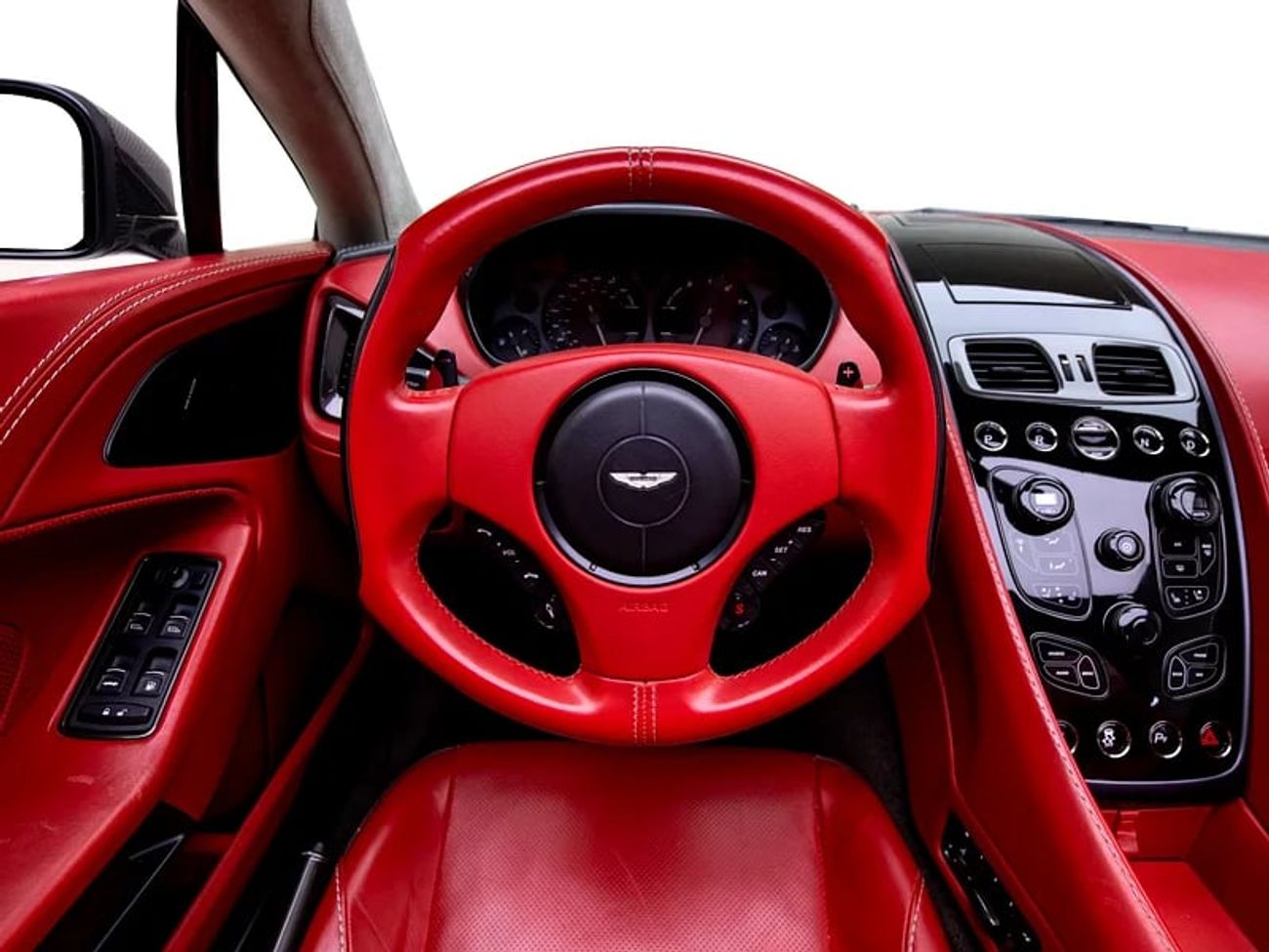 Aston Martin Vanquish Volante 6.0L