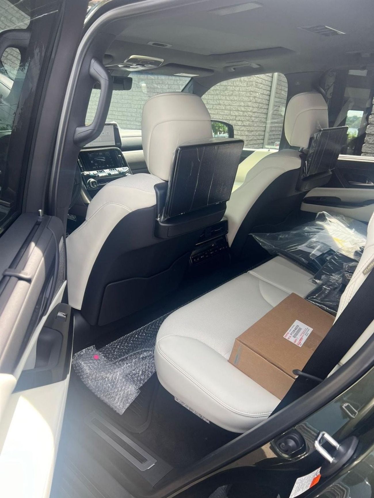 لكزس LX 600 LEXUS LX600 FSPORT 2024 0KM