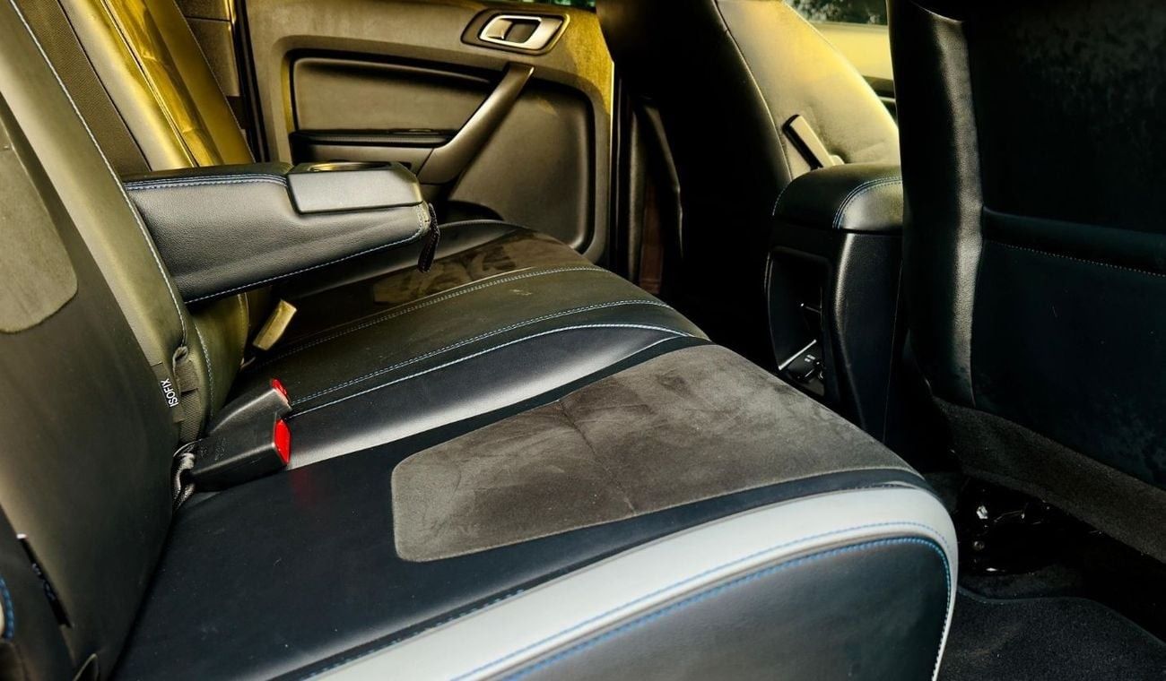 Ford Ranger Raptor PREMIUM CONDITION | 2.0L DIESEL ENGINE | ROOF MOUNTED LED STRIPS LIGHTS