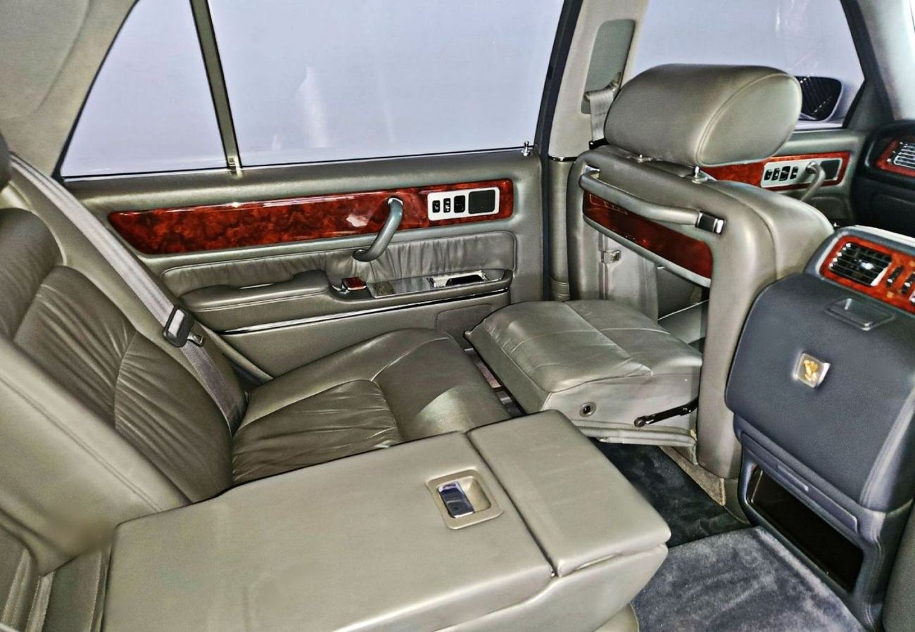 Toyota Century 5.0L-12CYL - FULL OPTION EXCELLENT CONDITION JAPANESE SPECIFICATION