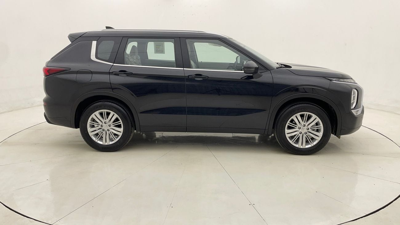 Mitsubishi Outlander MIDLINE WITH SUNROOF 2.5 | Zero Down Payment | Home Test Drive