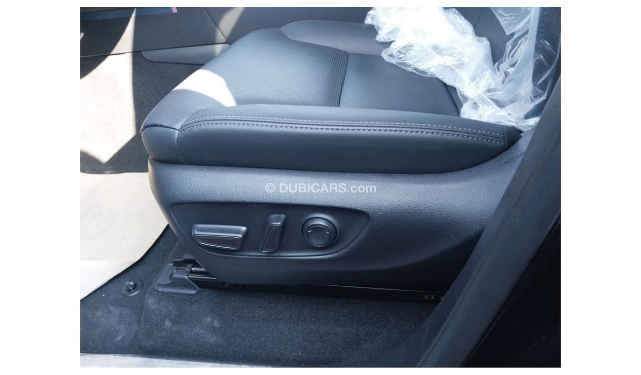 تويوتا لاند كروزر 3.3L VX.R FULL OPTION