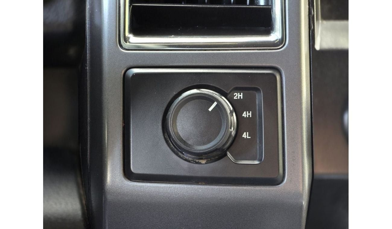 فورد F 150 XLT 5.0L (385 HP) Double Cab Utility FORD F-150 GCC 2015 V8 GOOD CONDITION INSIDE OUT SIDE