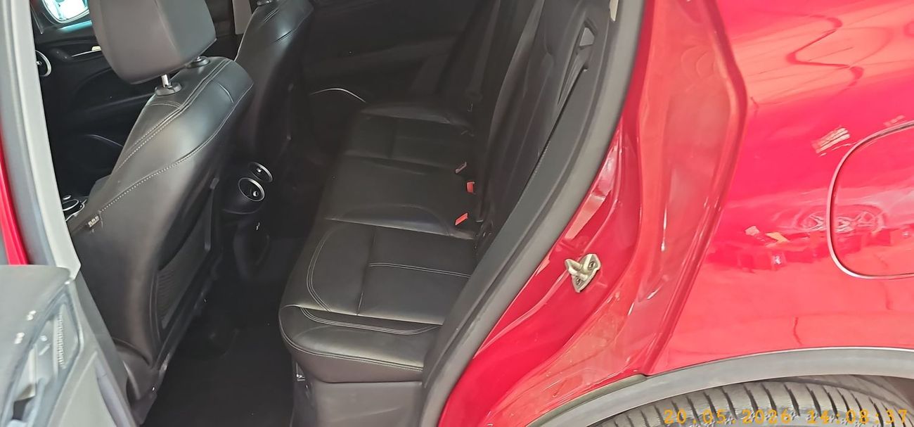 Alfa Romeo Stelvio SUPER 2.0