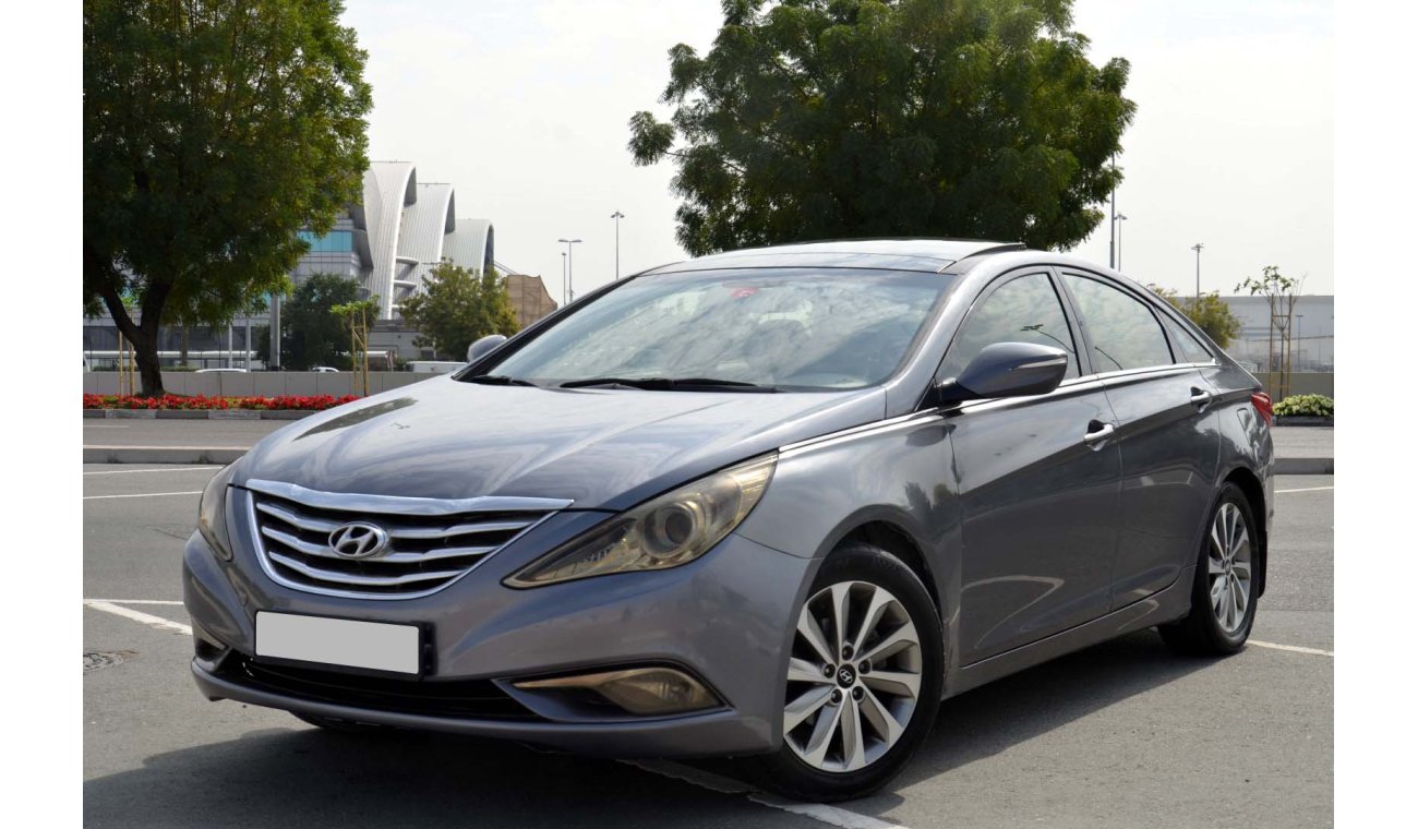 Hyundai Sonata (Panoramic Roof)