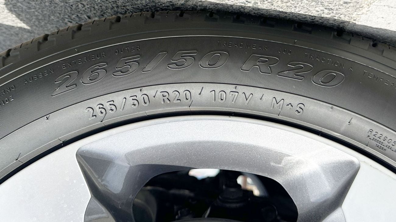 Jeep Grand Cherokee Limited 3.6L Limited Plus 5 Seater 3 Years Official Dealer Warranty 3.6L 4WD GCC