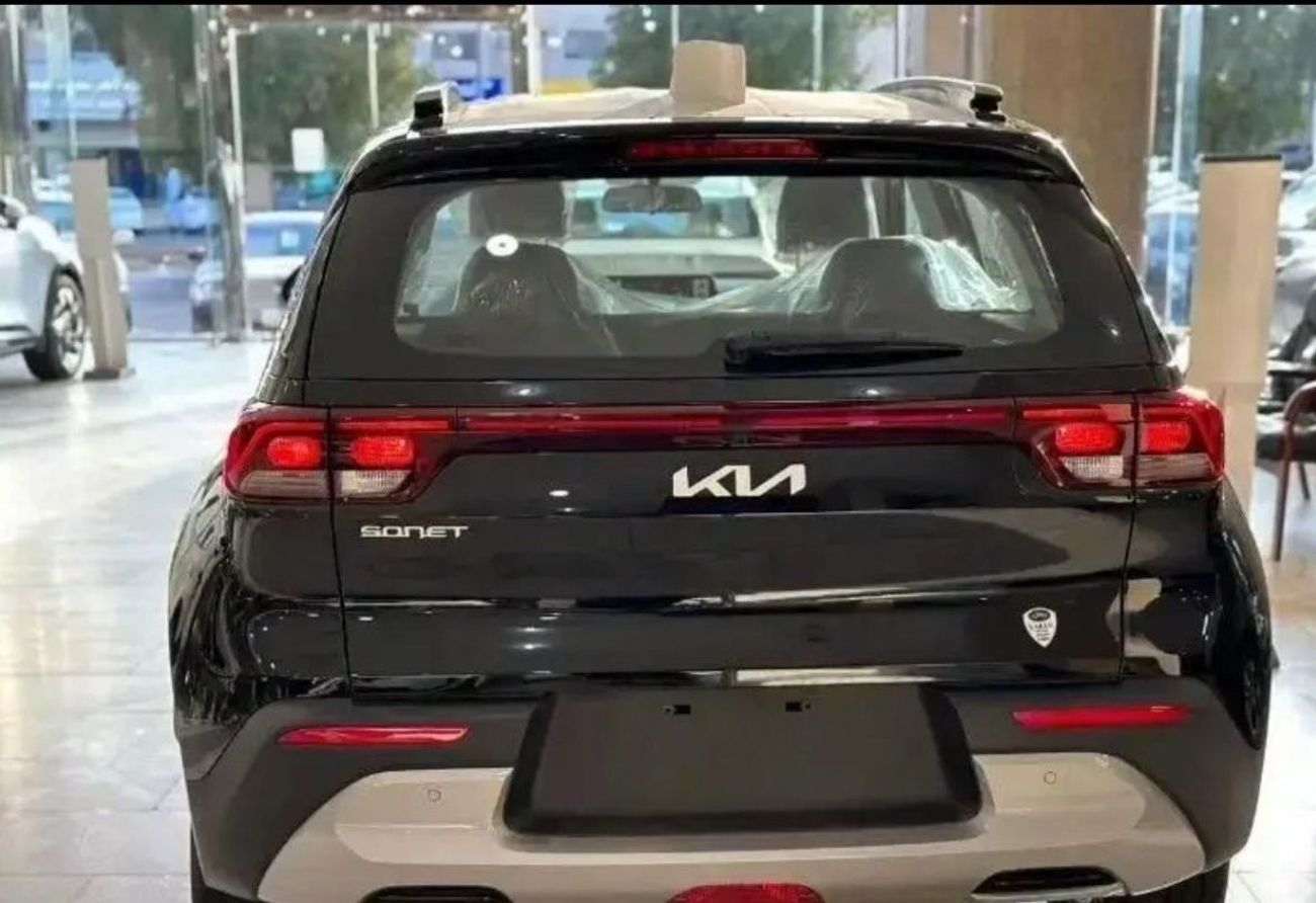 كيا سونیٹ 1.5L PETROL 2024