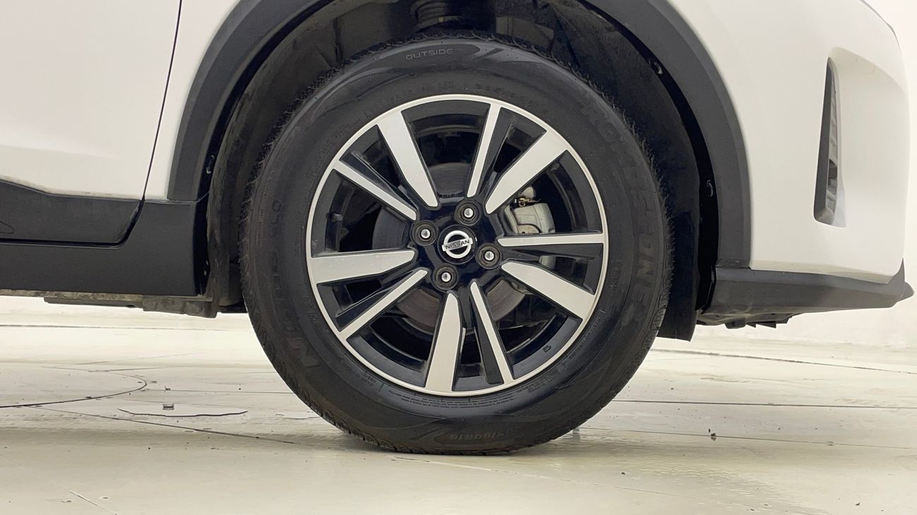 Nissan Kicks SV 1.6 | Zero Down Payment | Home Test Drive