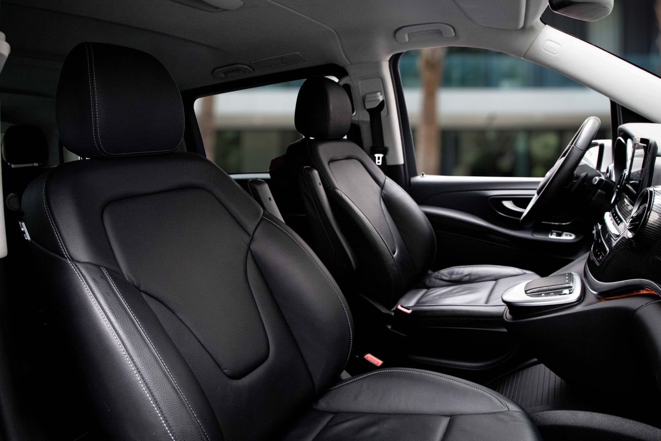 مرسيدس بنز V 250 V 250 | 4,113 P.M | 0% Downpayment | 7 Seats!