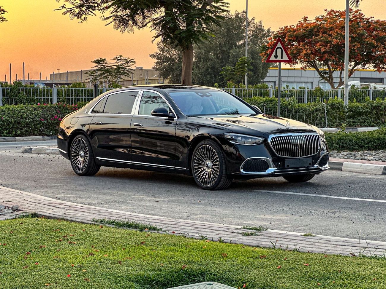 مرسيدس مايباخ S580 مايباخ NEW MERCEDES-MAYBACH S580 WITH WARRANTY 2 YEARS