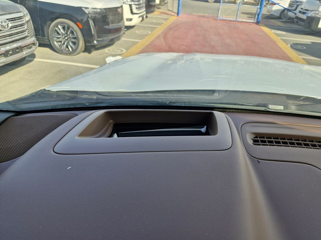 Chevrolet Tahoe High Country 6.2L V8 Petrol Brand New 0Km (НА ЭКСПОРТ НОВОЕ АВТО, БЕЗ ПРОБЕГА)