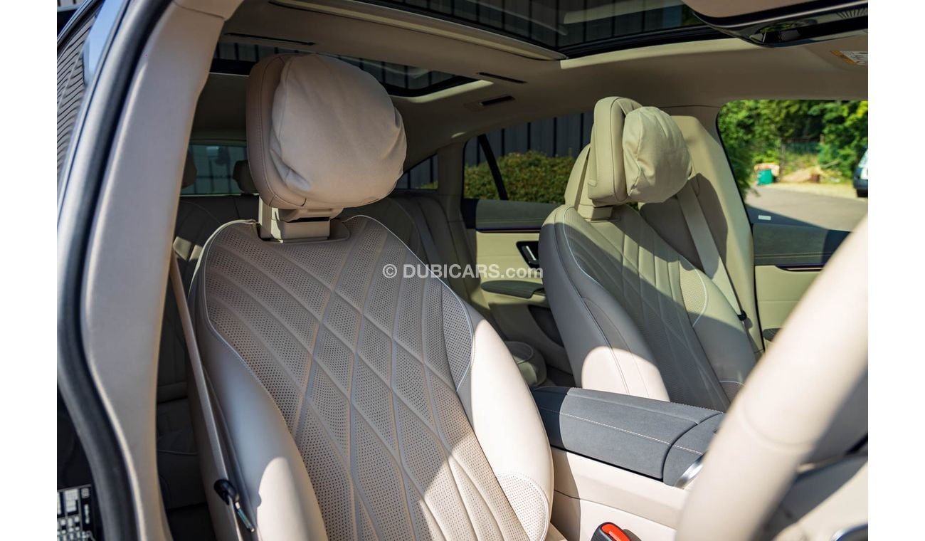 مرسيدس بنز EQS 450+ HYPER SCREEN RHD