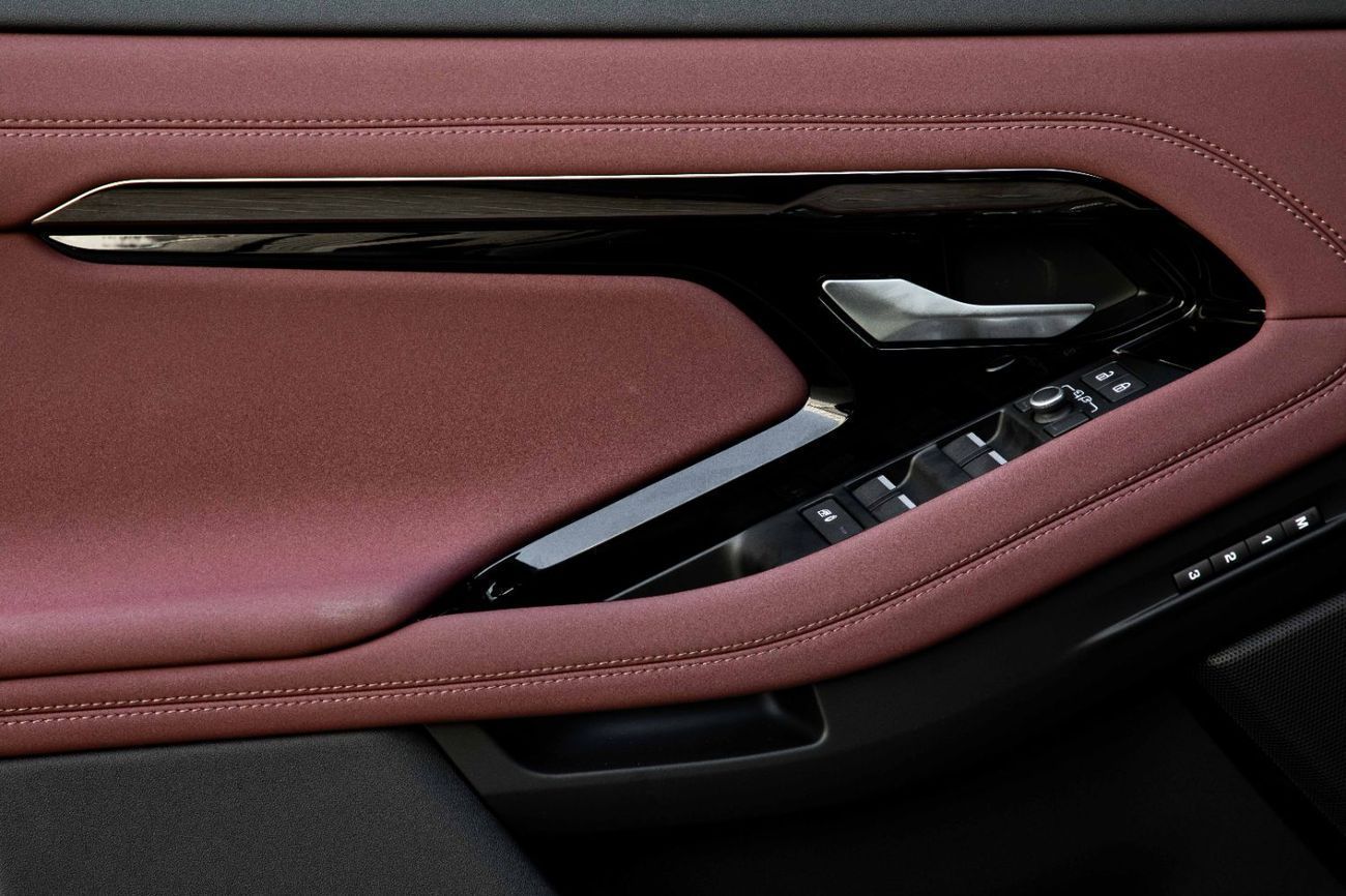 Land Rover Range Rover Evoque SE P250 R Dynamic | 3,623 P.M  | 0% Downpayment | Excellent Condition!