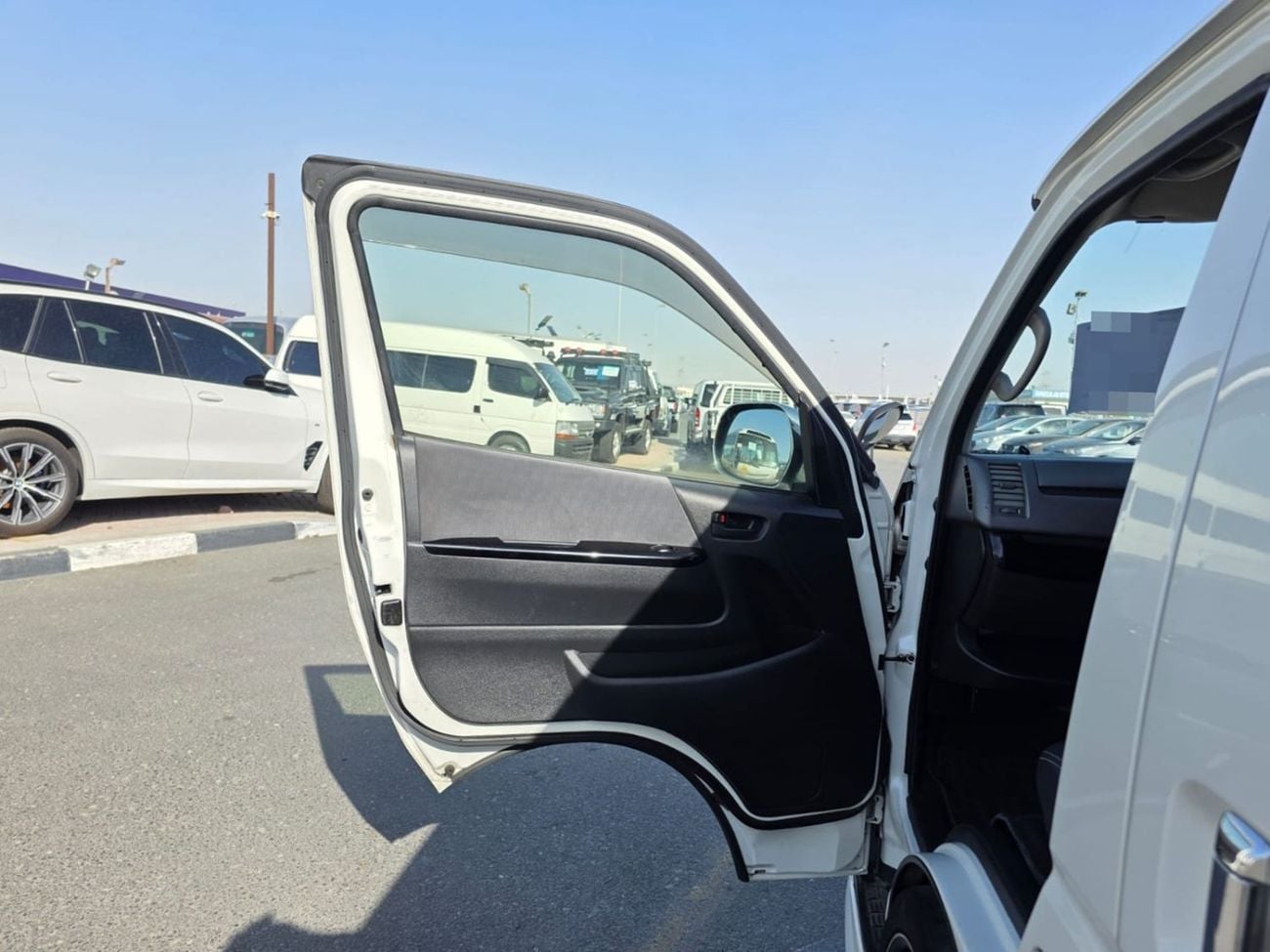 Toyota Hiace TOYOTA HIACE VAN RHD 2012 MODEL 2.0 L PETROL AUTOMATIC(PM58084)