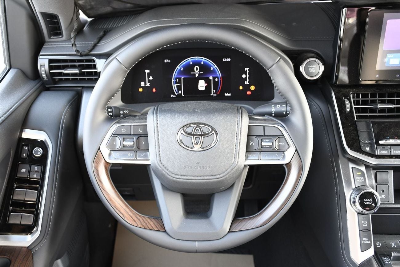 Toyota Land Cruiser GXR 3.5L Twin turbo Black inside Black
