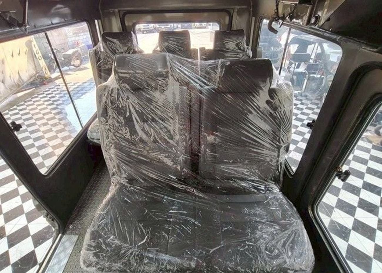 Toyota Hilux Toyota Hilux 2019 RHD diesel 2.4L modified