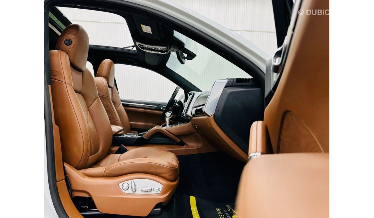 Porsche Cayenne 2017 Porsche Cayenne S Platinum Edition, Warranty, Full Options, Very Low Kms, GCC