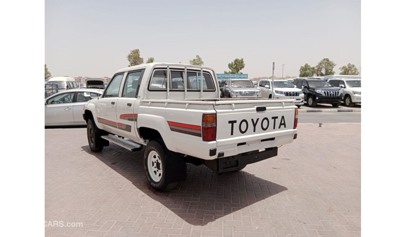 تويوتا هيلوكس TOYOTA HILUX PICK UP RIGHT HAND DRIVE (PM1373)