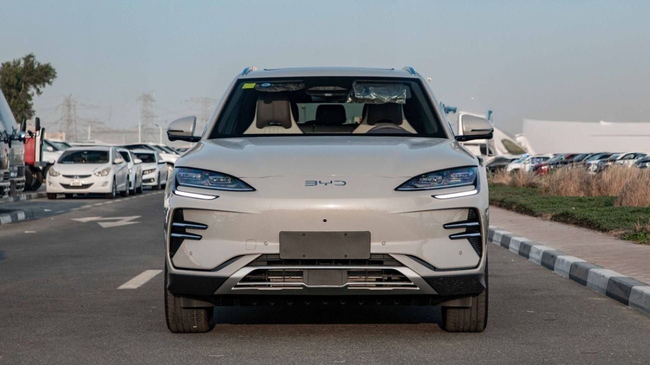 بي واي دي سونغ بلس EV 520KM LUXURY EDITION | 2025 | Ready Stock Limited QTY | For Local Registration +10%