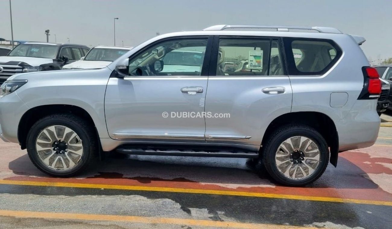 Toyota Prado TOYOTA PRADO 4.0 VX SILVER SUNROOF FULL OPTION 2023 MY